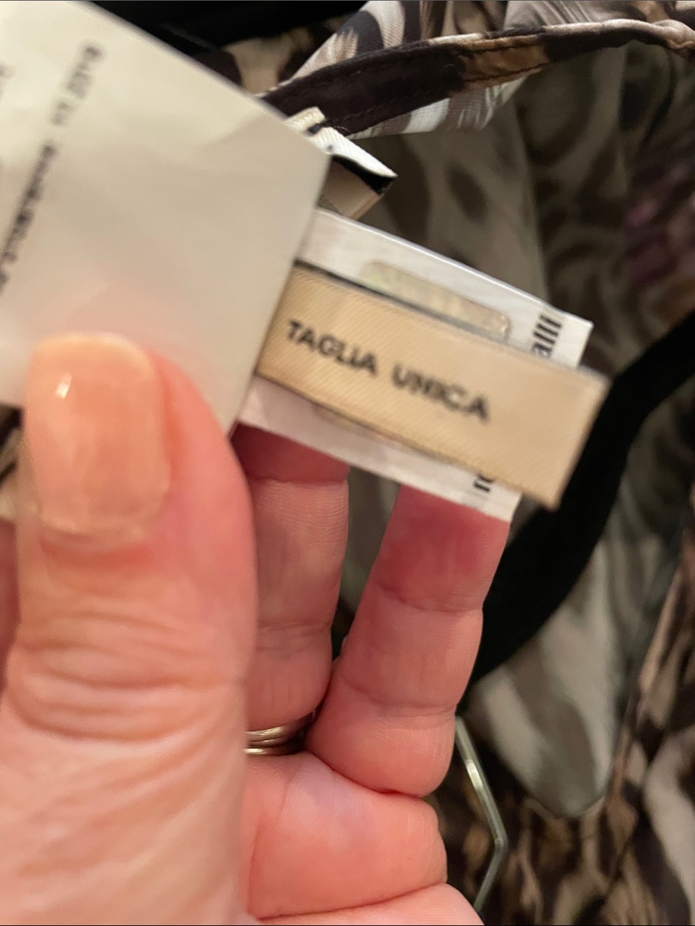 Roberto Cavalli Gold-Emblem Leopard Print in beige , Brown and Black - Picture 8 of 8